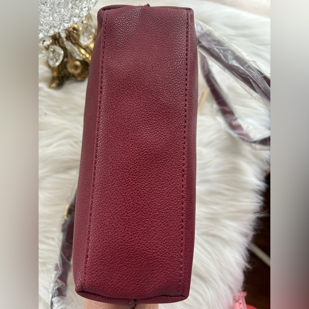 Trina Turk NWT Crossbody Bag - Picture 8 of 16